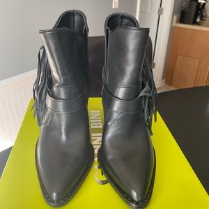 Gianni Bini fringe tassel booties